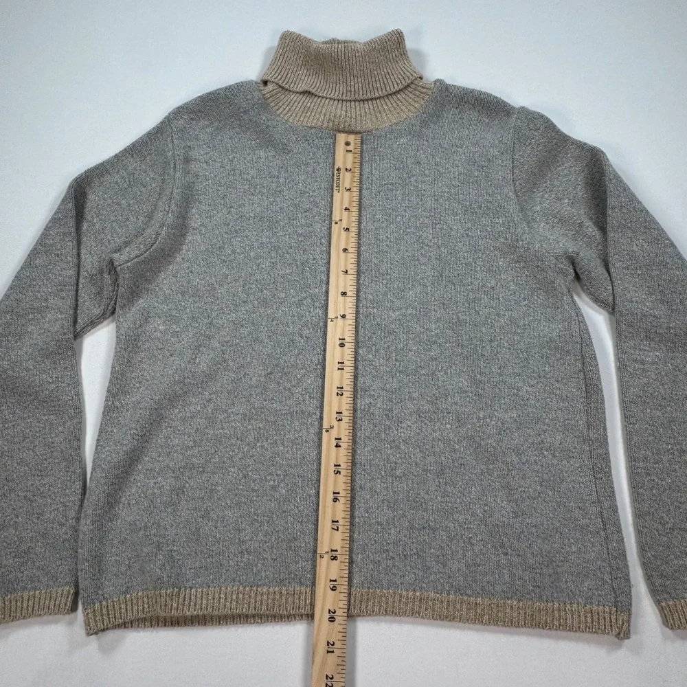 Ilanco Collection Womens XL Grey Tan Turtleneck Sweater Made in Canada 0001210